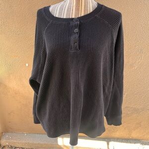 🆕 Women’s Old Navy Black Waffle Knit Shirt